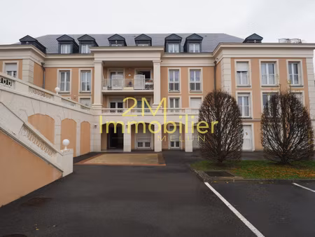 a louer - appartement 2 pièces de 41 30 m2 avec balcon et pa