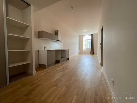 appartement t2 de 61.60 m2 à poitiers