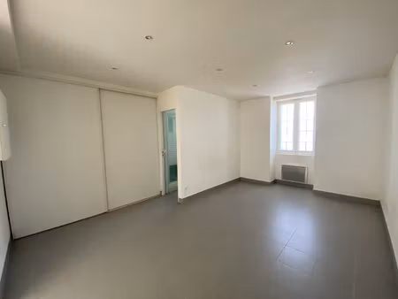 studio + parking ext