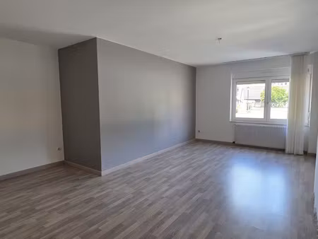 triplex avec balcon