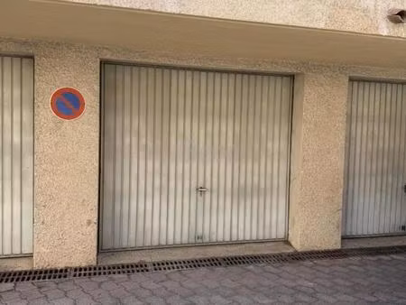 garage