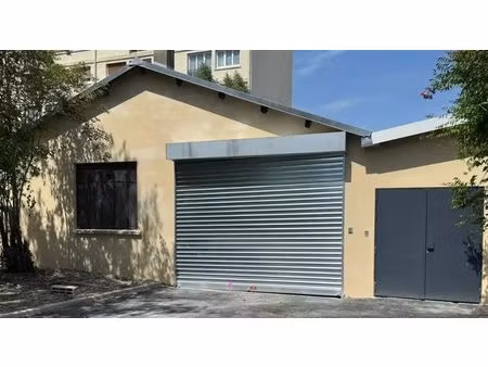 local pavillons sous bois