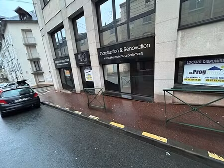 location commerce limoges 87000 68m²