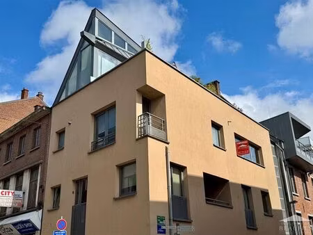 appartement à louer à place peduzzi 1 nivelles (vbe42650)