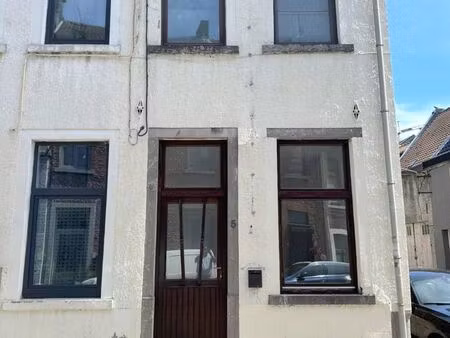 maison à louer à rue central 5 fleurus (vbe42649)