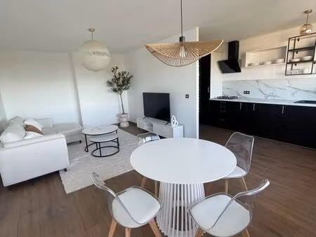 appartement meublé haut de gamme 90 m² | frontière genève | climatisation | parking
