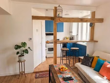 location studio meublé