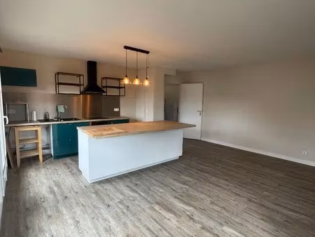 appartement 3 pièces 63 m²