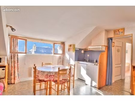 charmant petit appartement à bagnères-de-luchon  à deux pas du centre ville