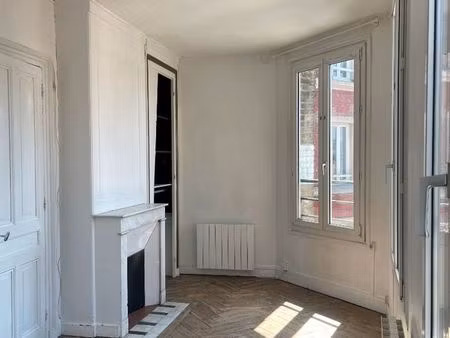appartement 1 pièce 25 m²