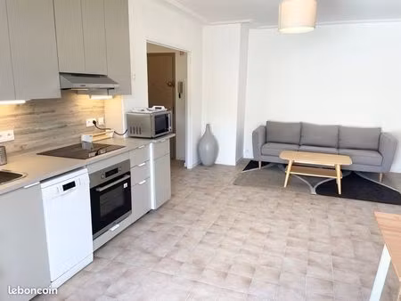 valbonne village - 3 pièces de 55 m²