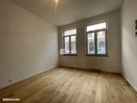 studio 1 pièce 30 m²