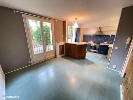 studio 2 pièces 31 m²