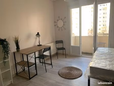 studio renove et meuble a neuf - tram a/c 1 min  proche centre ville