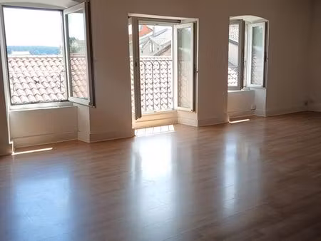 appartement f3 centre ville