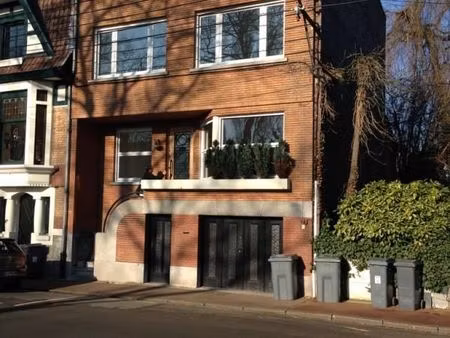 maison 8 pièces 172 m²