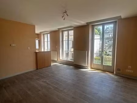 appartement 3 pièces 70 m²