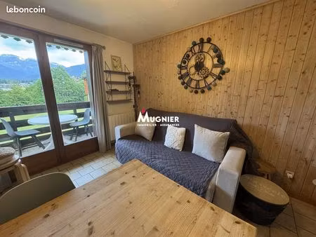 studio 2 pièces 25 m²