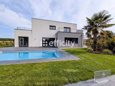maison 8 pièces - 260 m²