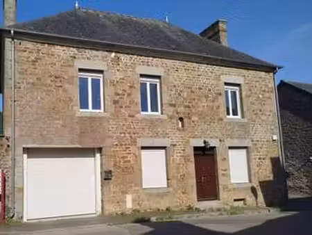 vente maison à larchamp (53220) : à vendre / 112m² larchamp