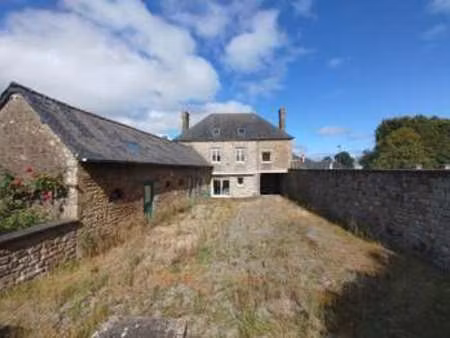 vente maison à larchamp (53220) : à vendre / larchamp