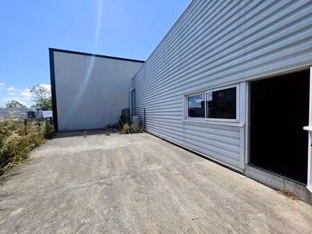 vente commerce marennes 17320 383m²