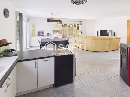 corme-royal – maison de plain-pied – 3 chambres – garage – jardin clos