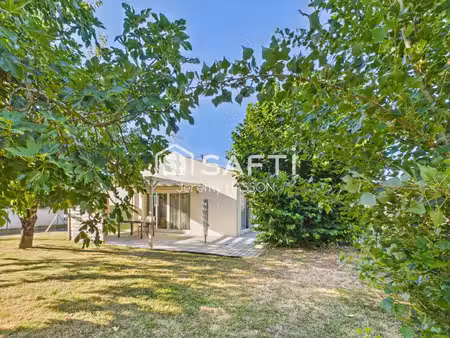 maison contemporaine de plain-pied  clim gainable & jardin clos