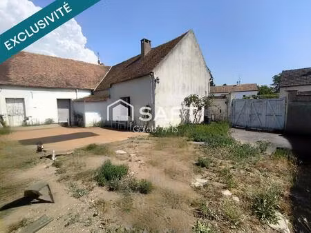 commune avec ecoles  commerces et restaurants