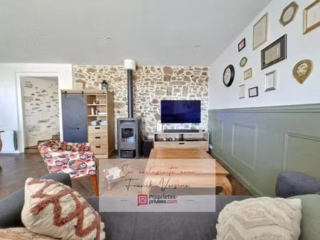 a vendre en exclusivité à saint paul en pareds  maison de 90 m2 avec 3 chambres sur une pa
