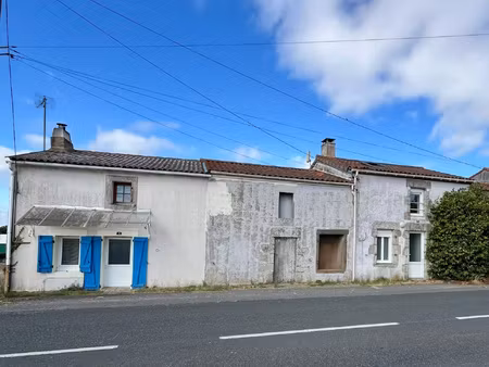 ensemble immobilier de caractère plusieurs bâtiments à réi