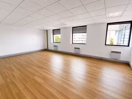 location bureaux ivry-sur-seine 94200 120m²