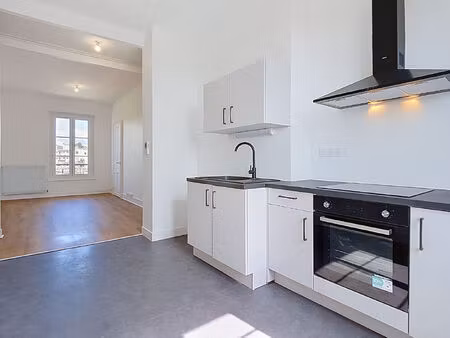 pau - place de verdun  dans immeuble entièrement réhabilité en 2026  appartement t2 de 47 