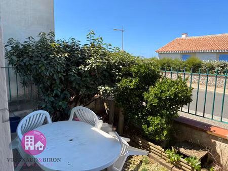 t2 de 41 m² avec garage ? locataire en place