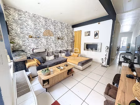 maison t5 située en centre-ville de sigean
