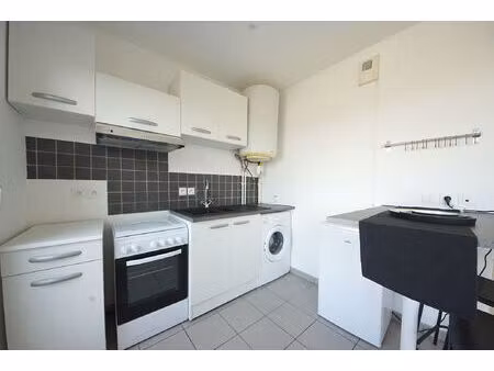 appartement 1 pièces 29 m² à louer corbeil-essonnes 91100 ? | era immobilier