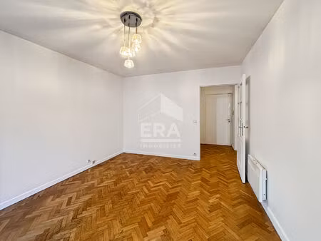 appartement 2 pièces 51 m² à louer paris 16e arrondissement 75116 ? | era immobilier