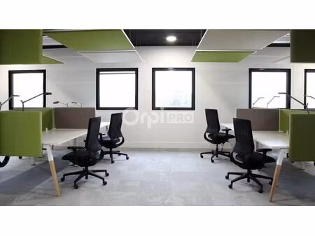 location bureaux 702 m²