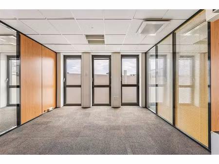 location bureau paris 8ème (75008) 59 m²