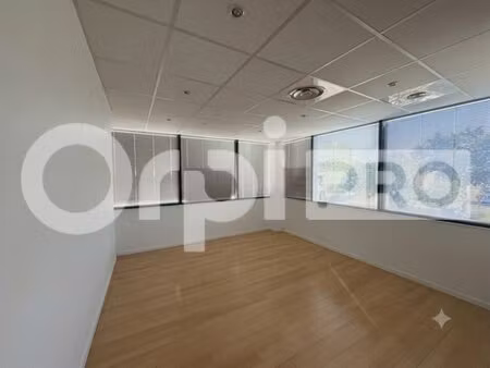 vente bureaux 233 m²