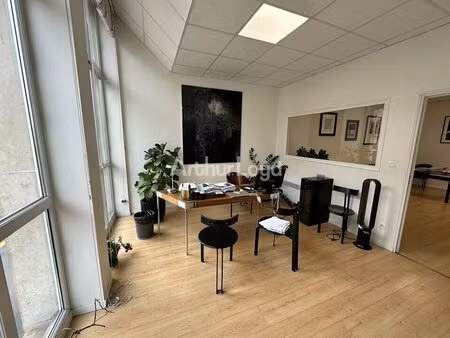 vente bureaux 131 m²