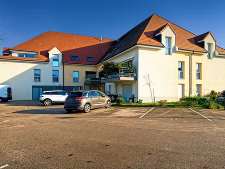très bel appartement climatisé de 80 m² avec garage  cave et place de parking 21121 ahuy