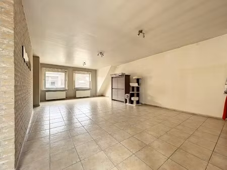 appartement te huur in oostnieuwkerke met 2 slaapkamers