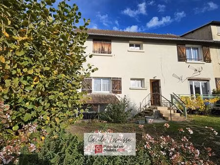 maison familiale avec travaux  au calme  en centre-ville
