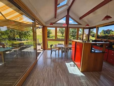 ensemble immobilier - maison + appartement rénové - type f7 - possibilite commerce - girmo