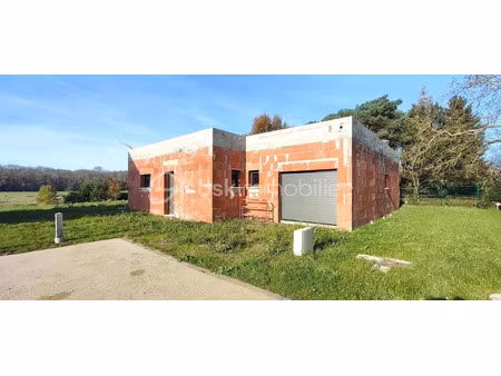 vente maison 5 pièces 105 m² à rouziers-de-touraine (37360)  175 900 €