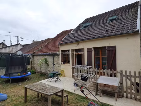 vente maison de village 5 pièces 101 m2 à l'isle-sur-serein