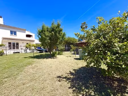 saint-raphael villa 6/7 pieces au calme en impasse