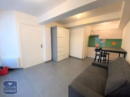 appartement à louer 1 pièce 18.2 m² - aix-en-provence (13) - 622€