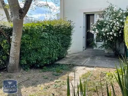 appartement à louer 2 pièces 27.86 m² - tours (37) - 550€